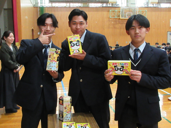 ���T�\��4